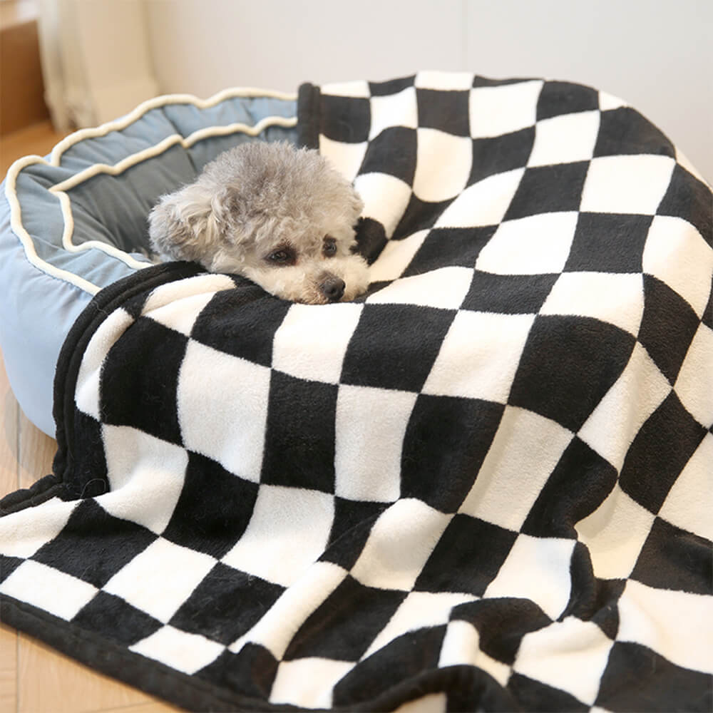 Trendy Wave Checkerboard Flannel Soft Dog Sleeping Blanket