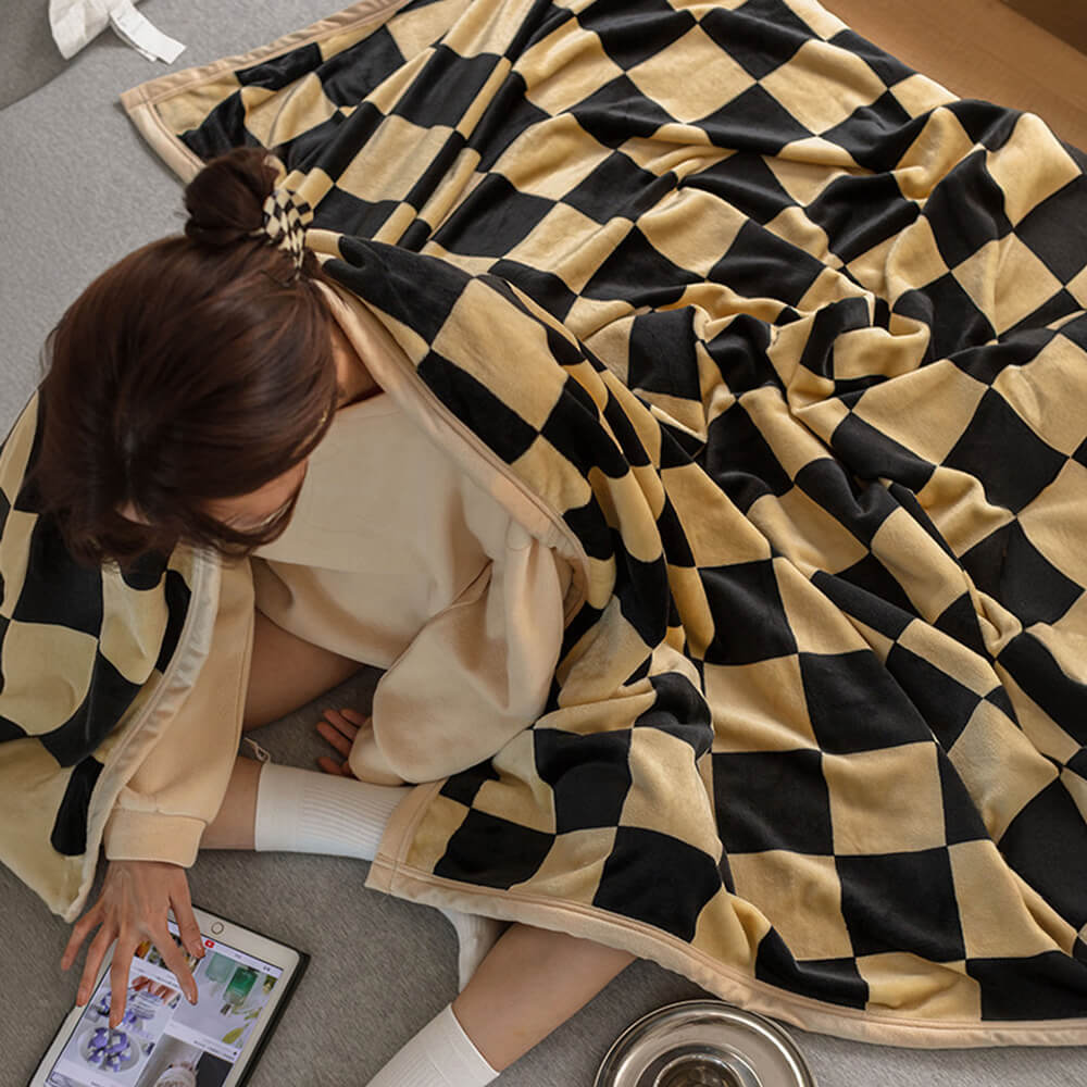 Contrasting Checkerboard Multi-Purpose Flannel Blanket