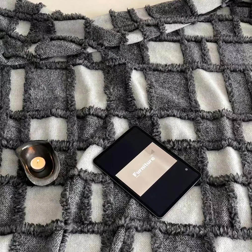 Classic Plaid Cozy Bedding Throw Blanket