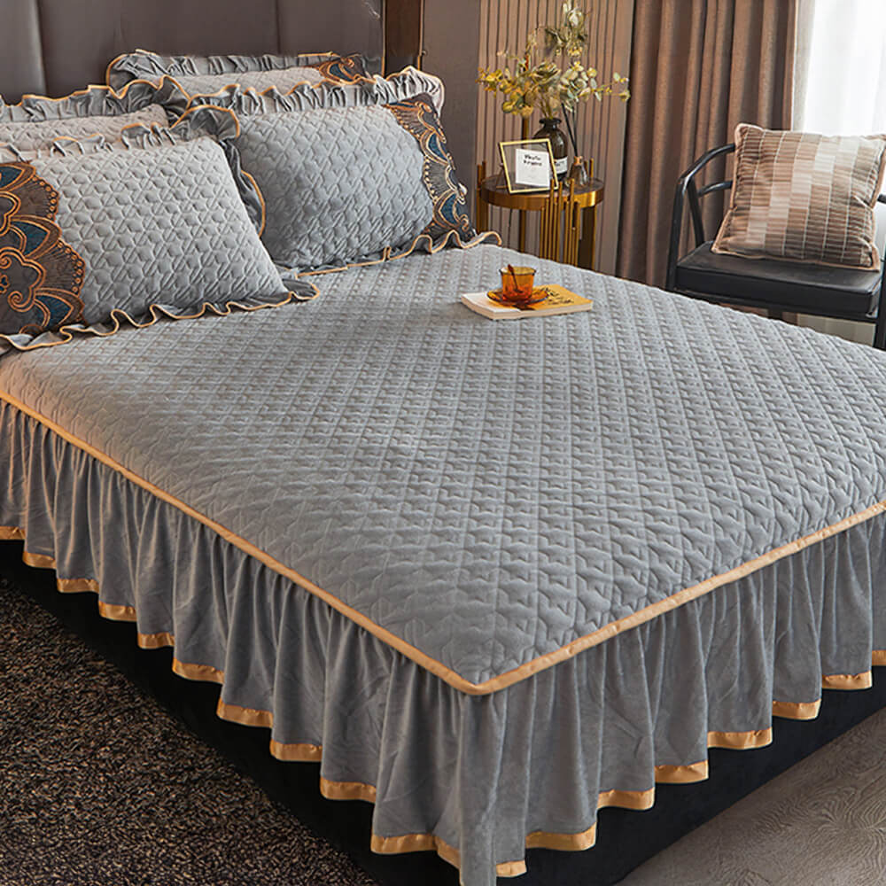 Luxurious Crystal Velvet Embroidered Non-Slip Bed Sheet Set with Bed Skirt