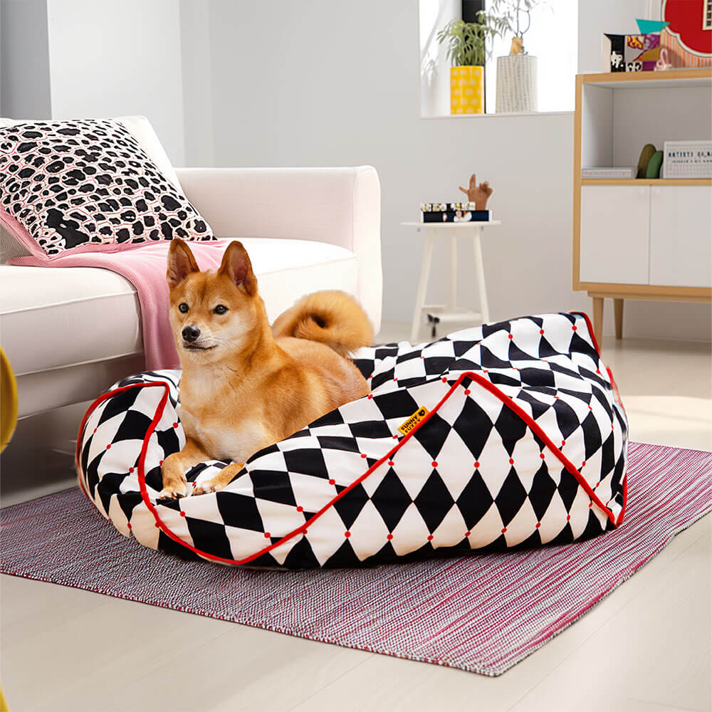 Cama para perros con forma de puf calmante poligonal FunnyFuzzy