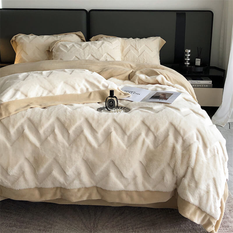 Warm Double-Sided Thickened Milk Velvet Skin-Friendly Bedding Set