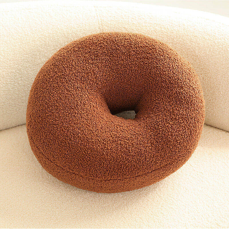 Geometrically Shaped Cute Twist Sofa Pillow