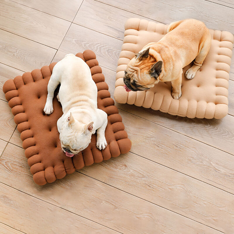 Biscuit Quilted Dog Bed